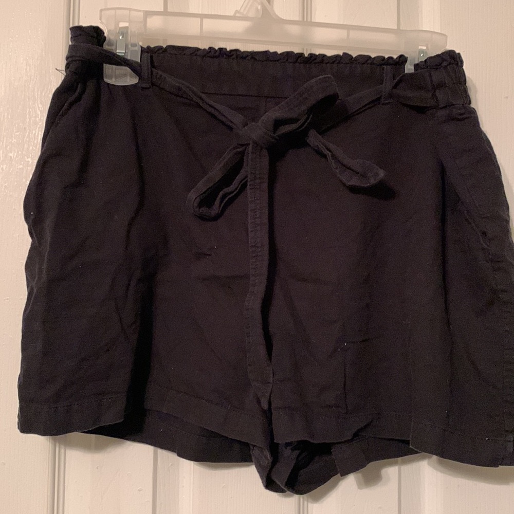 Lauren Conrad XXL Black Linen Shorts
